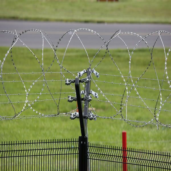 electric fence installation